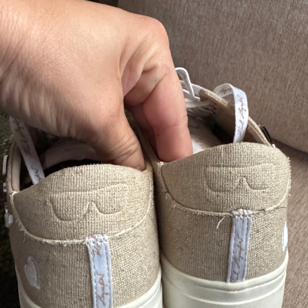 Karl Lagerfeld Paris Cate Pins Sneaker Lace Up Fashion Sneaker Size‎ 7.5M - Picture 3 of 7